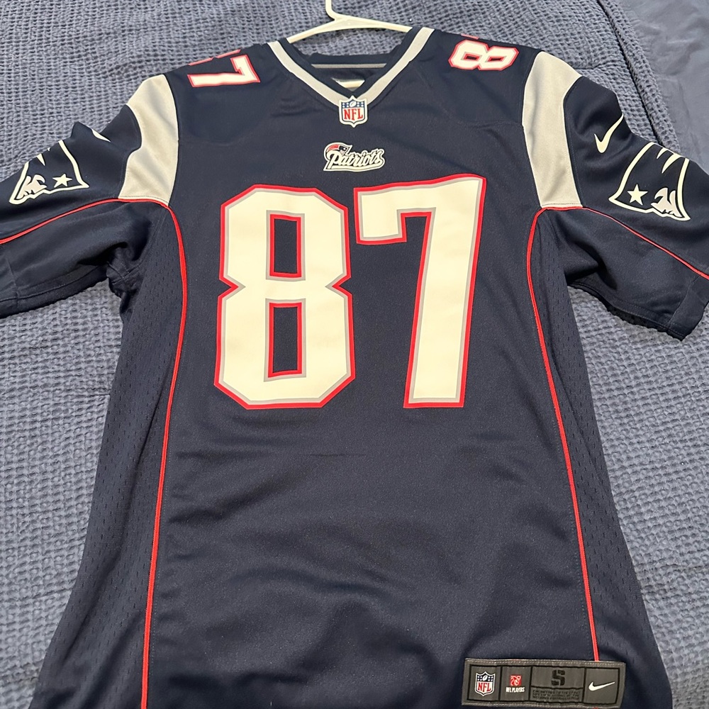 Patriots Gronkowski Jersey-Men’s small
